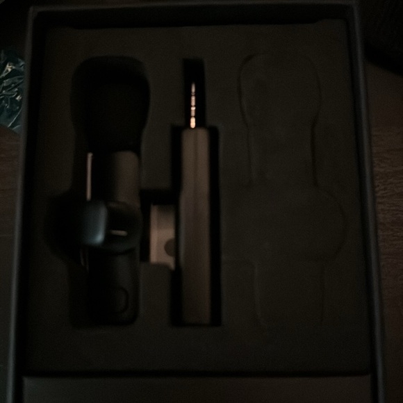 Wireless Vlogging Microphone - Picture 2 of 2